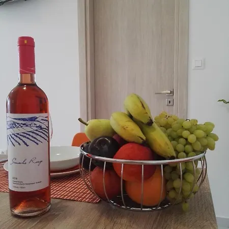 Bouganville Stegna Tatil Evi