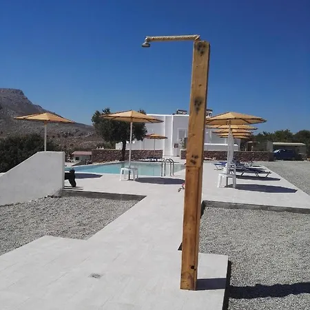 Bouganville Stegna Semesterbostad *